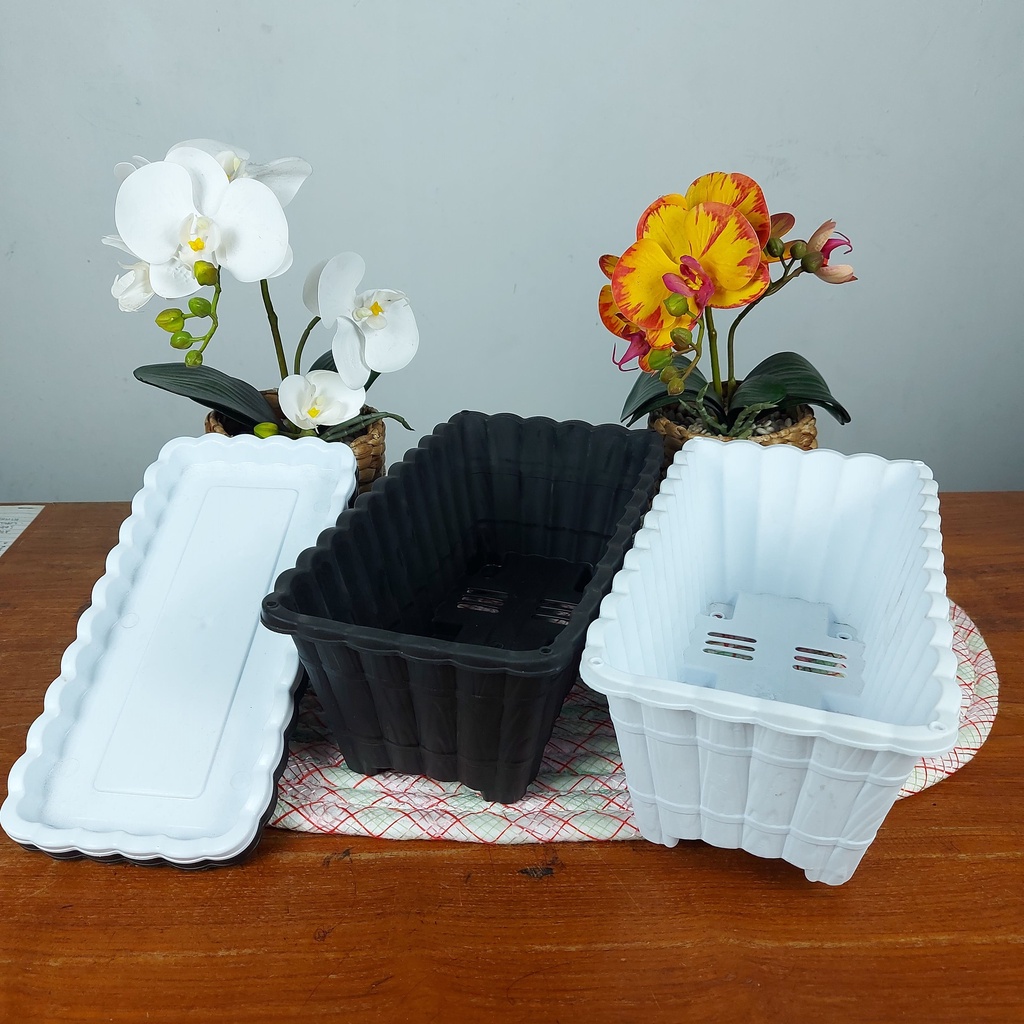 Pot Plastik Kotak Persegi Panjang dan Tatakan Pot Santorini