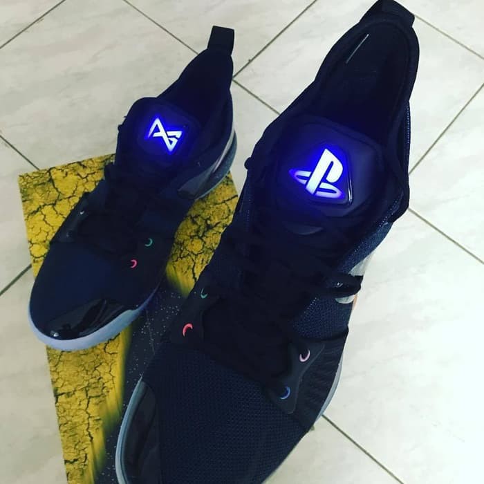 Nike PG2 Play Station   sepatu Basket