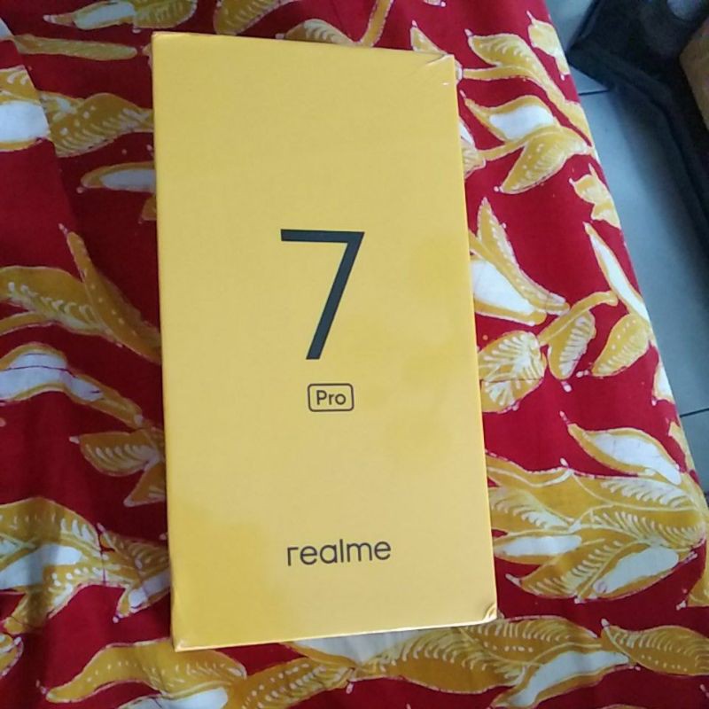 REALME 7PRO RAM 8/128 GARANSI RESMI