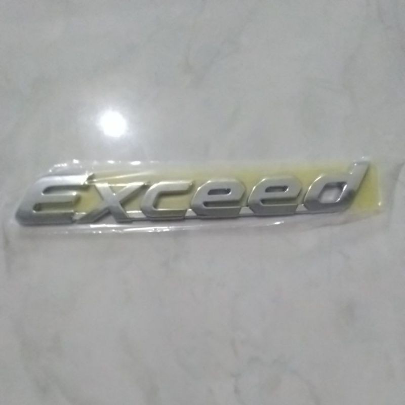 emblem Exceed untuk Xpander