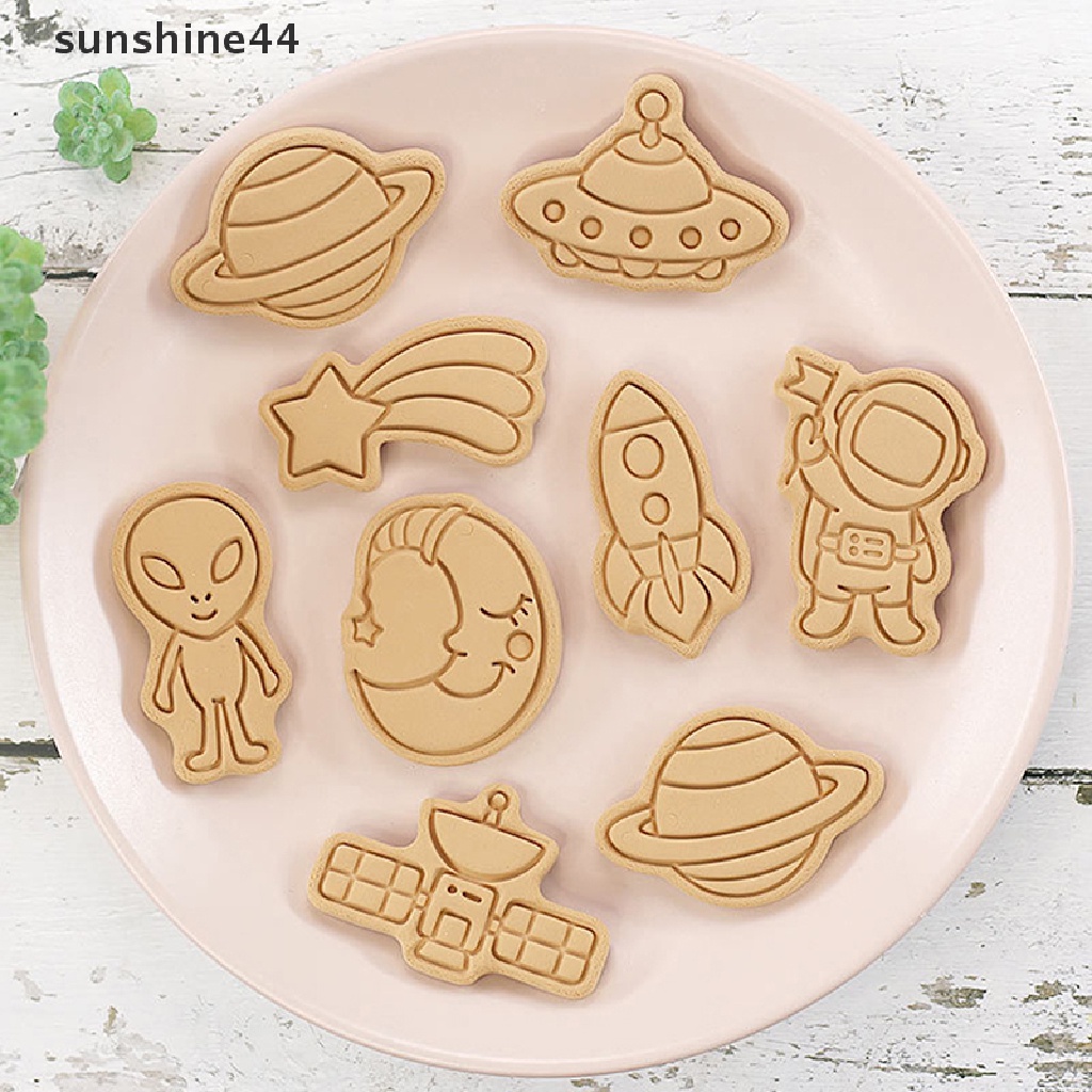 Sunshine 8Pcs / set Cetakan Biskuit Bentuk Astronot Luar Angkasa 3D