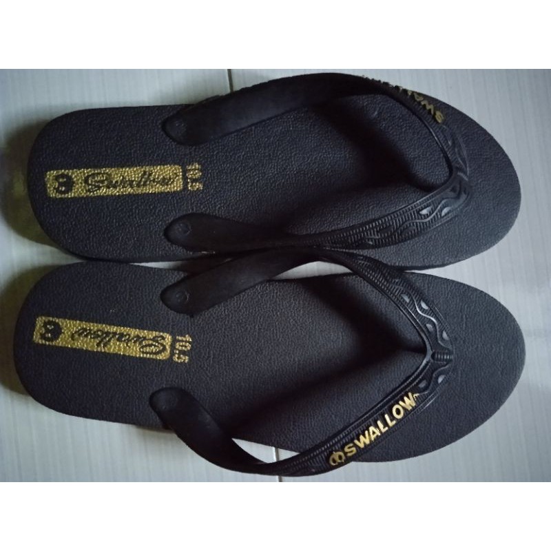 sandal swallow black pearl gold