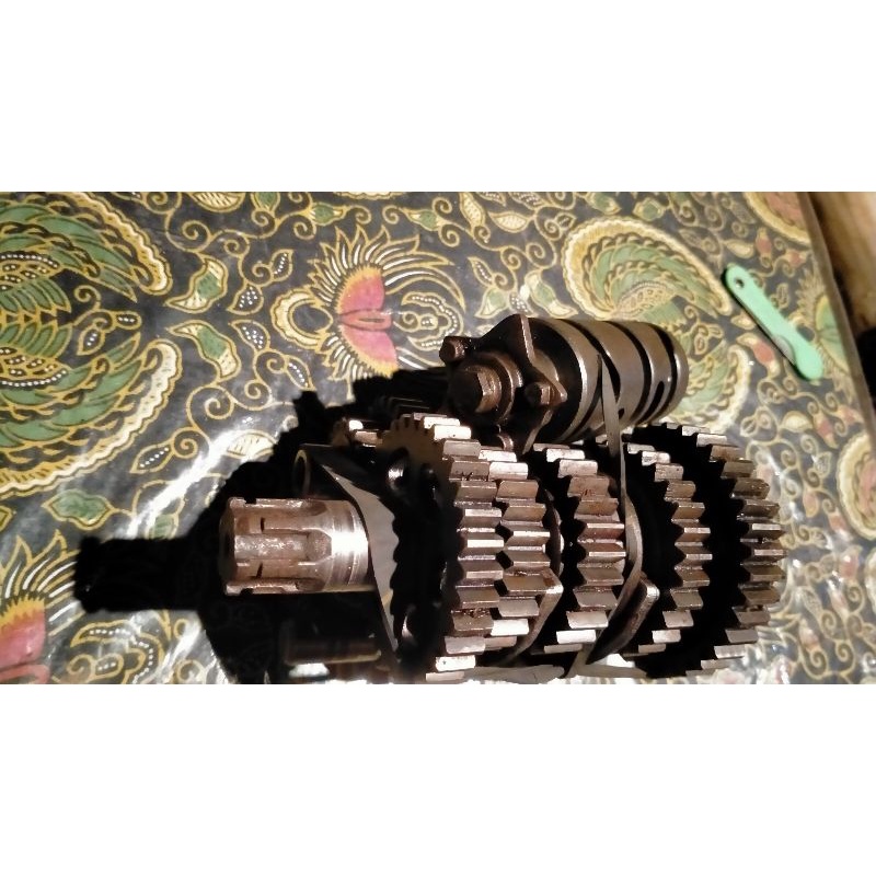 Rasio CB100 bukan K2