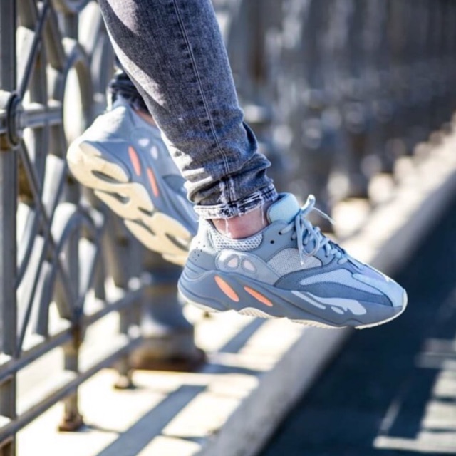 Sepatu Adidas Yeezy  Boost 700 Inertia Premium Quality Made 