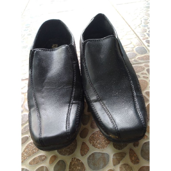 sepatu kerja cowo preloved