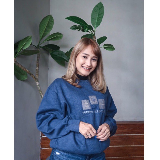 Rodhos Valentino Crewneck