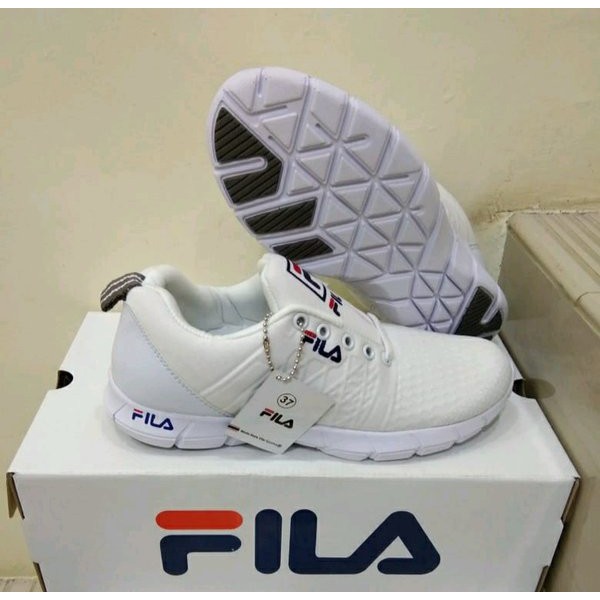 BURSA Sepatu FILA Running