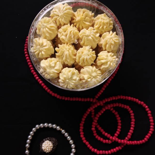 

Kue sagu