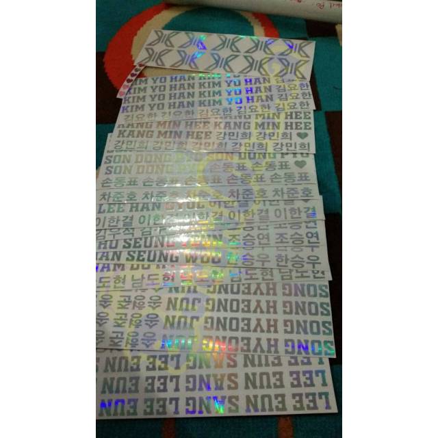 Cutting Sticker Hologram Nama X1 Stiker Timbul Murah Hemat