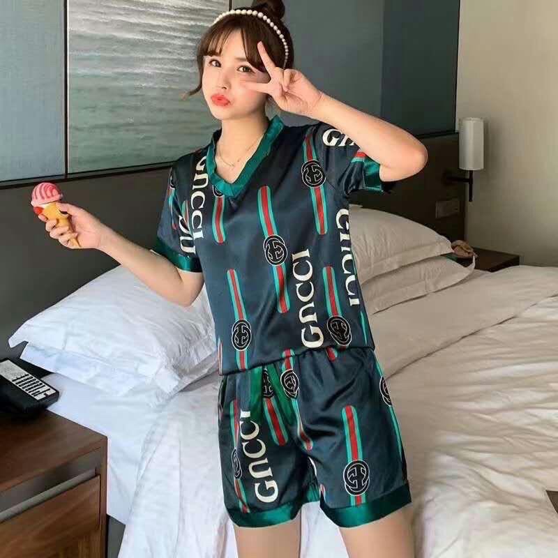 Setelan Piyama Import / V Neck Satin Gucci