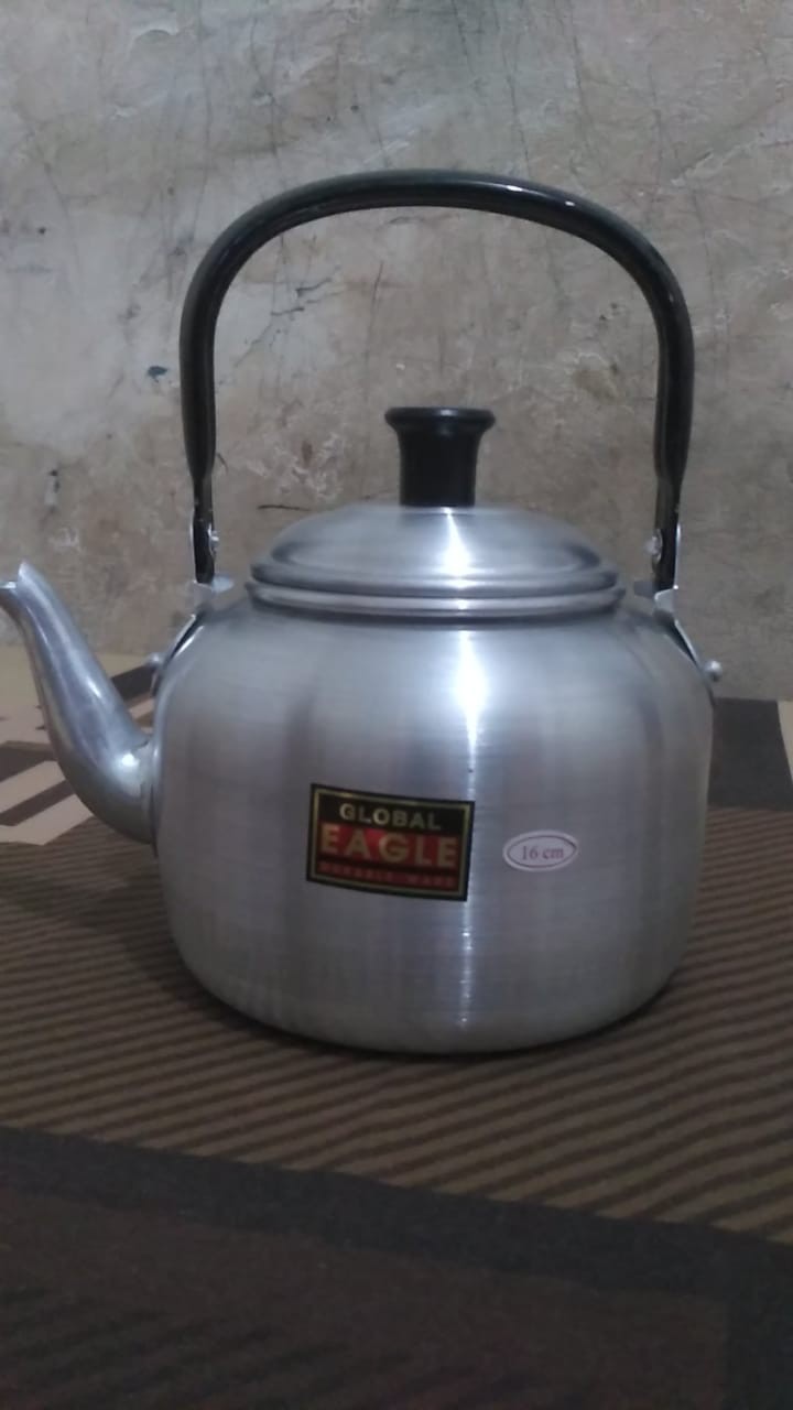 Teko Minum Masak / Ceret  Cor Almunium 16 18 20 Cm Global Eagle