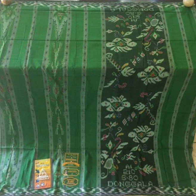 SARUNG DONGGALA S80