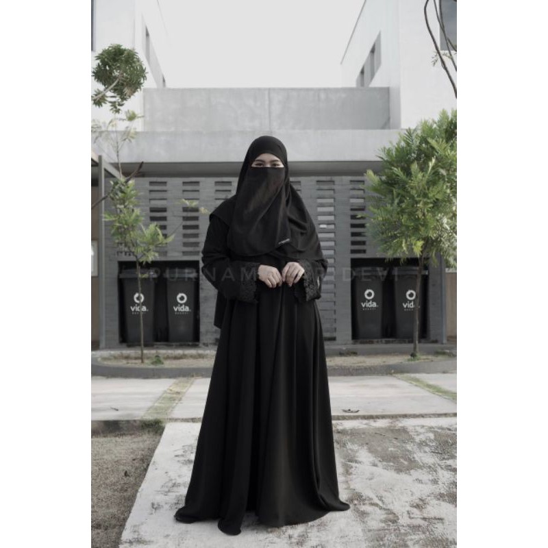 SAUMI ABAYA PURNAMASARI DEVI