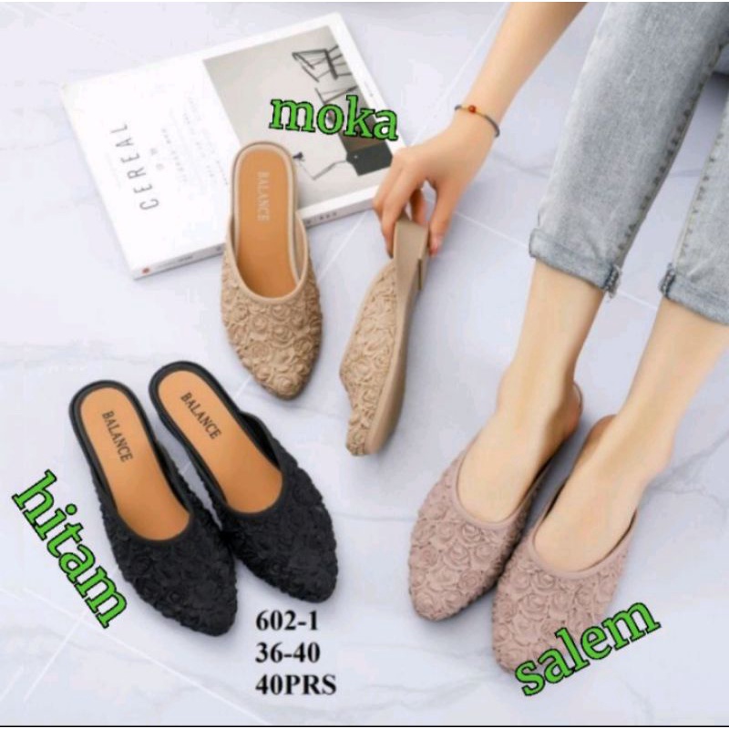 Selop Sepatu Wanita Bustong Jelly Impor Empuk Ringan Lentur