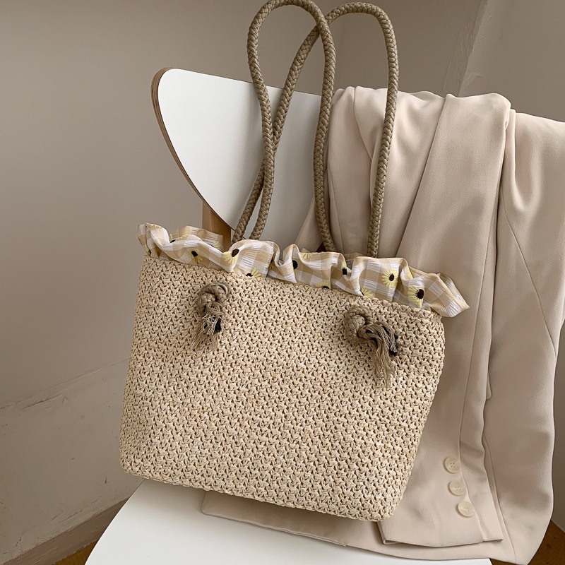 Totebag Kuliah Bahan Anyam Jerami Model Daisy Korean Style Import