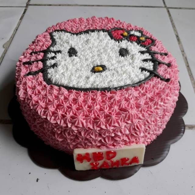 

Cake ultah hello kitty