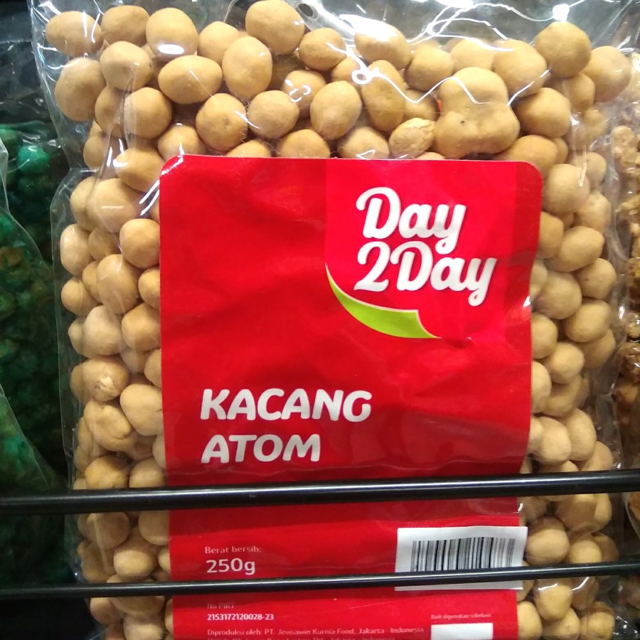 

Day 2 day, kacang atom 250gr