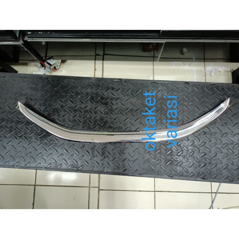 List grill chrome Honda Mobilio