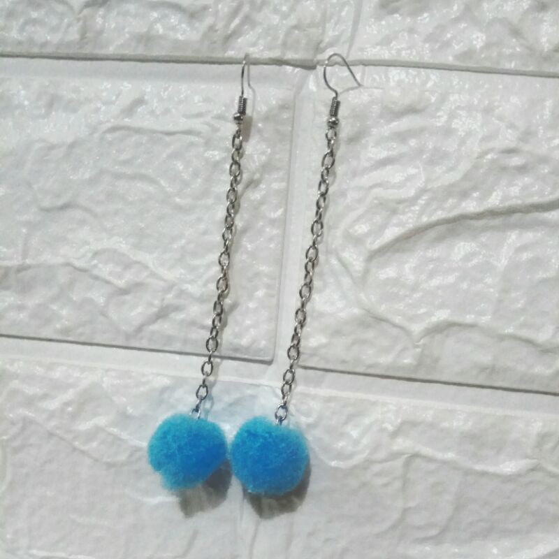 Anting pompom cantik -anting hijab - anting murah -antingmewah-anting remaja bisa bayar di tempat