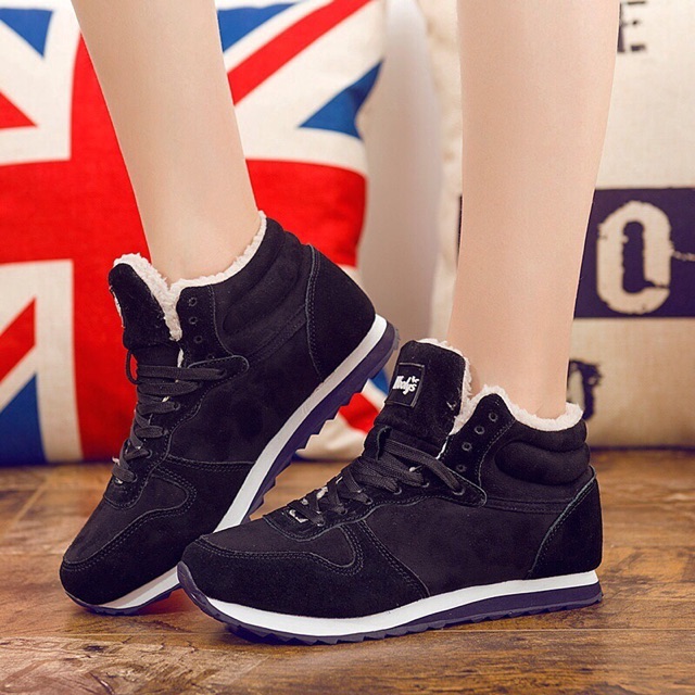 Sepatu musim dingin cowok pria Men winter shoes unisex boots hangat import sneakers