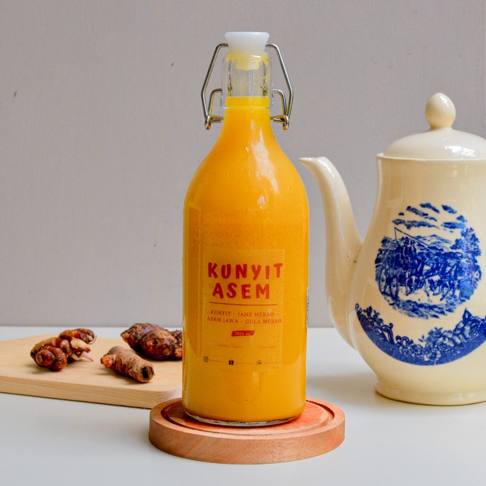 

Jamu Kunyit Asem, Beras Kencur, Mpon - Mpon Mama Buzz 500 ml - Kunyit Asem, Normal Sugar (BERKUALITAS)
