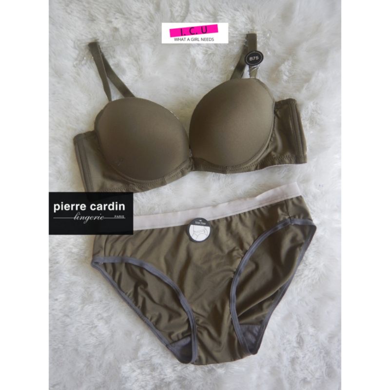 One Set Bra Kawat Busa Sedang Cup 3/4 Panty Mini Pakaian Dalam Wanita Original Pierre Cardin 707-734