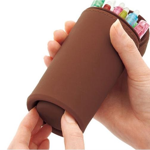 

☺ Tempat Pensil dan alat tulis Silicone Dua fungsi Pen Holder Vs Smiggle - HELLO KITTY RED ℮