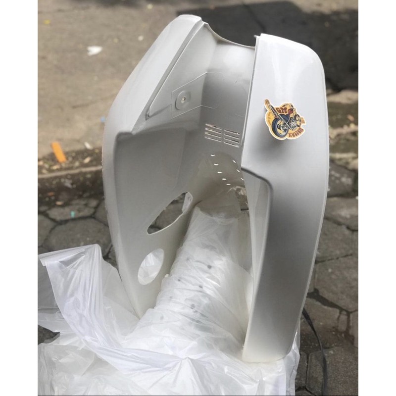 sayap putih honda astrea prima