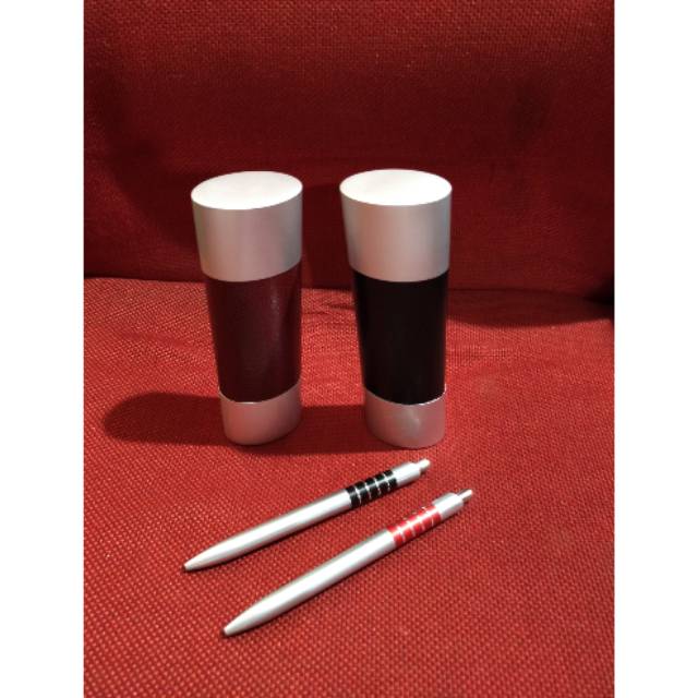 

Kotak Pulpen Simple & Elegant