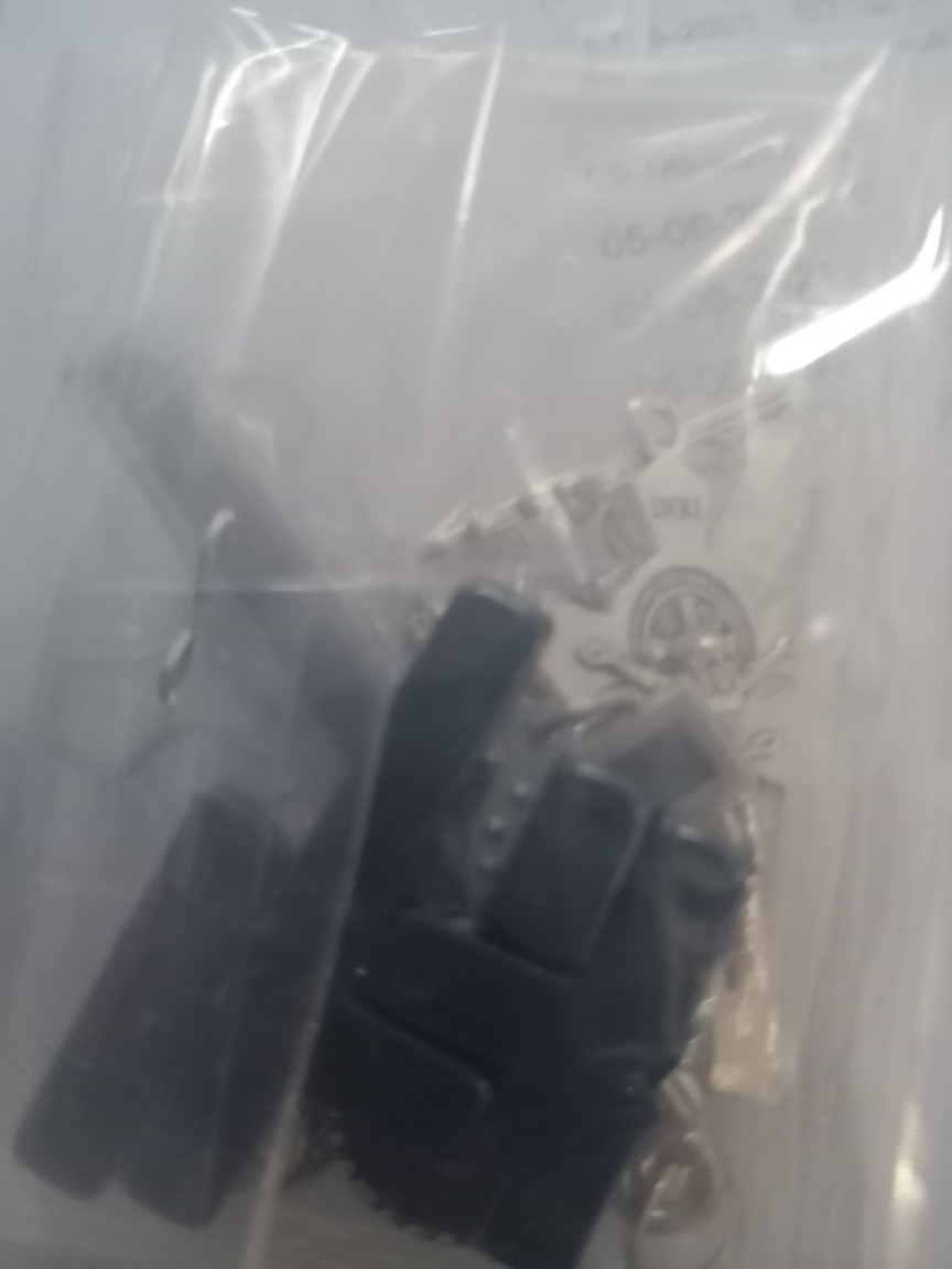 Salib Rosario Benediktus Bunga