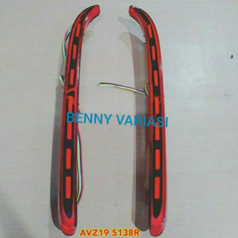 Lampu Reflektor Bumper Belakang Avanza 2019