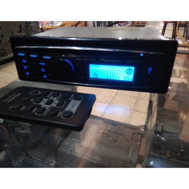 Singledin pioneer DEH-X36UI headunit audio mobil