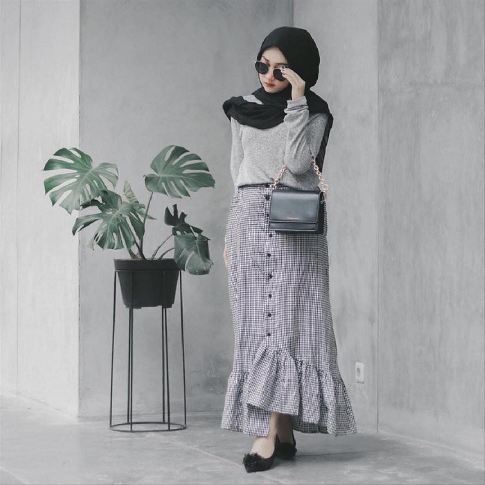 Rok Zara Motif Kotak-Kotak / Rok Zara Hitam Putih Panjang
