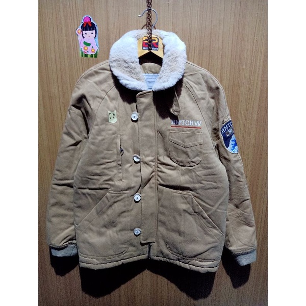 jaket plying romantic crown