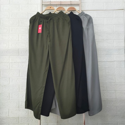 Kulot UNIQLO Anak Tanggung Usia 8-12 Tahun / children rayon culottes / UNIQLO kids culottes / Celana Kulot Anak Perempuan