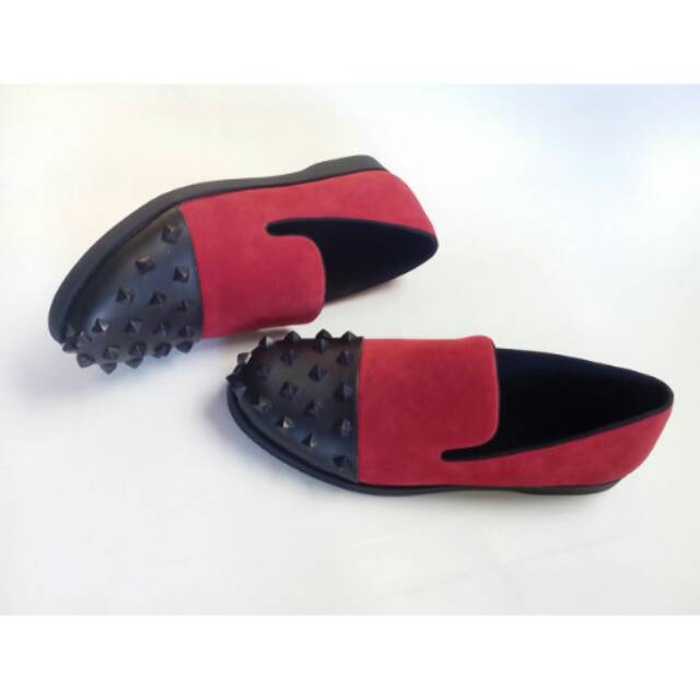Sepatu Pria / Sepatu Slip On / Sepatu Slip On Pria / Sepatu Slip On Duri