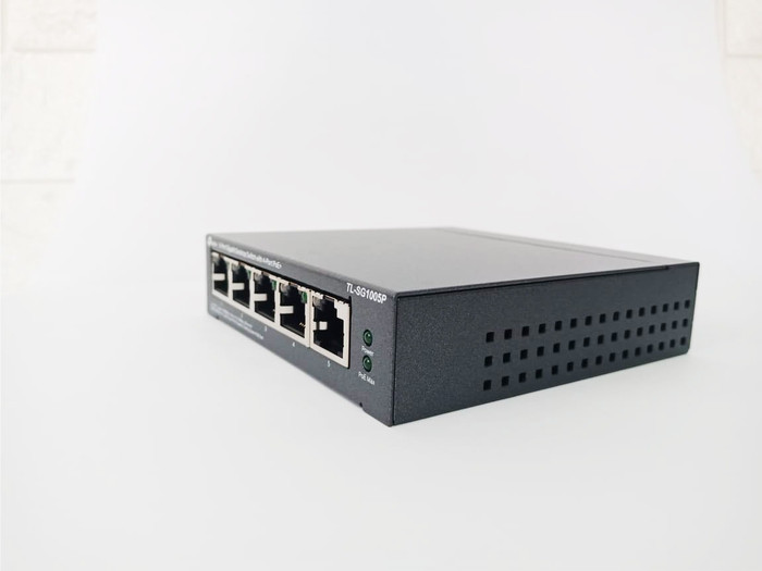 Desktop Switch TP Link TL-SG1005P 5Port Gigabit (TL SG1005P 4Port PoE+)