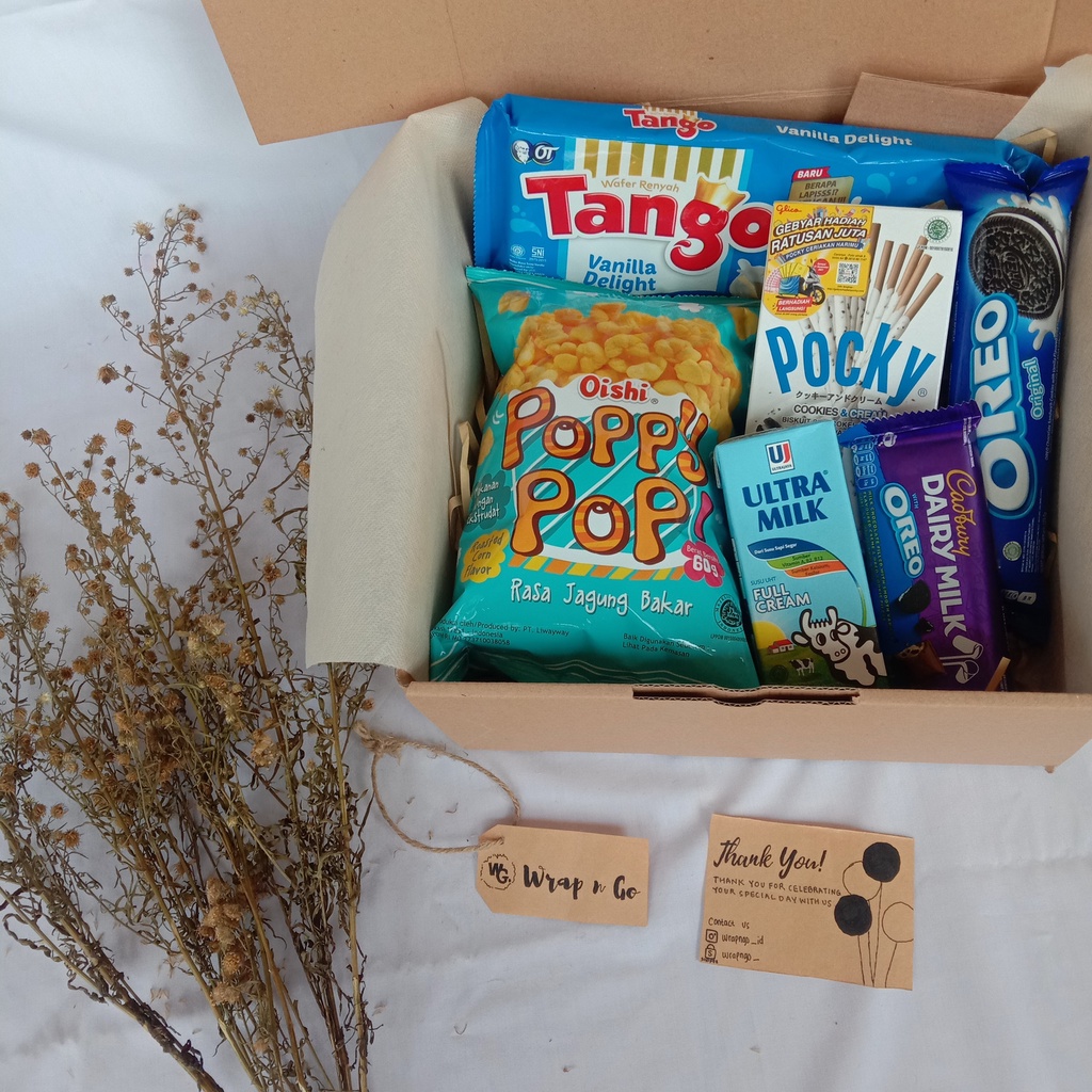 

Parsel Hamper Snack Box Murah Valentine Ultah Wisuda Kado Anniversary Real Pict Biru