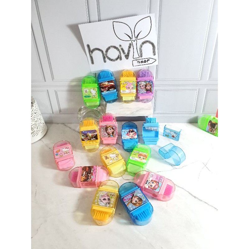 

serutan 3 IN 1/serutan + hapusan + sikat/rautan sikat lucu/orotan anak