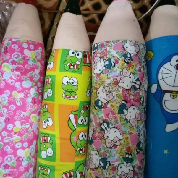 

[ART. 402468] Bantal pensil jumbo padat dan besar bantal pensil