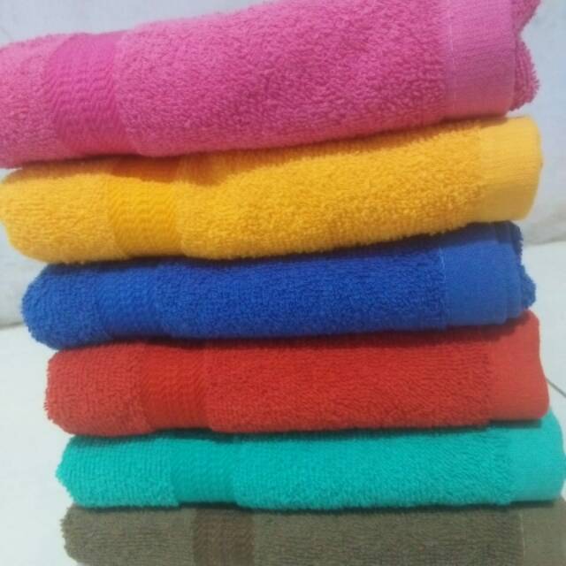 Handuk mutia