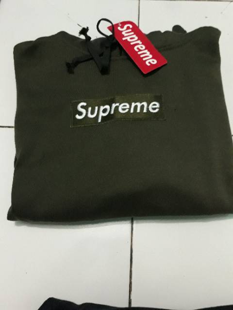 Sweater hodie supreme