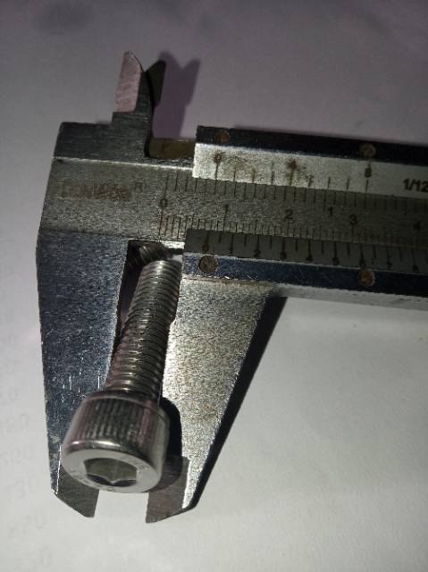 Baut L M8 x 25 (2,5cm)stainless 304