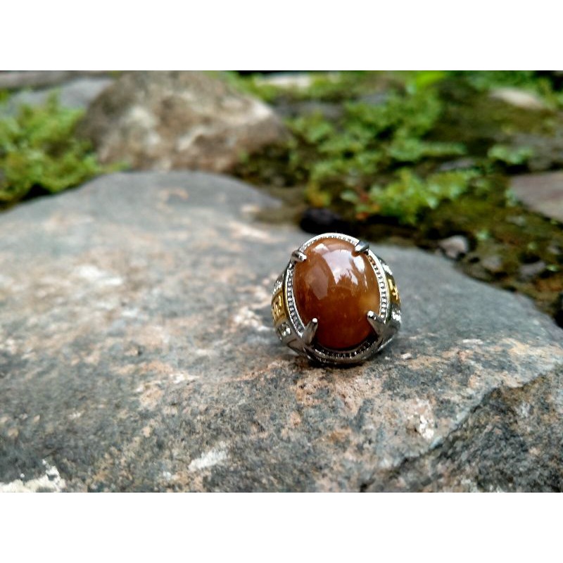 Natural Batu Cempaka Madu