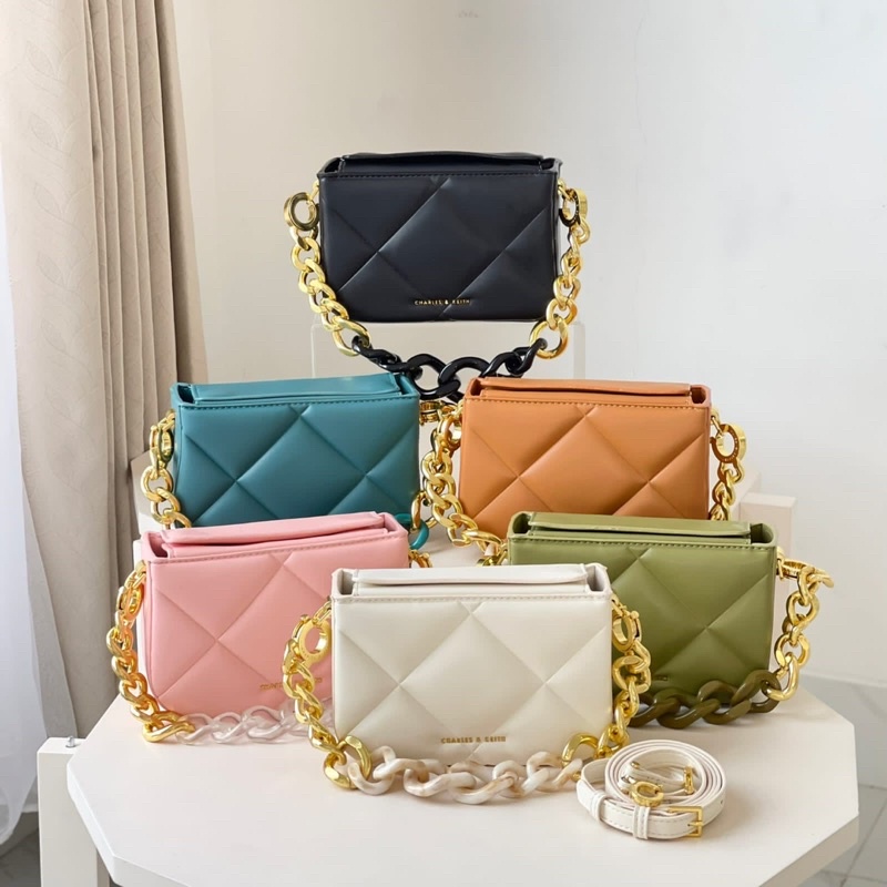 Cnk CK1352  tas charles n keithh padded mini danika chunky chain | tas kondangan | Minibag c1352