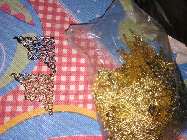 Siku Emas Hiasan Hantaran Kotak