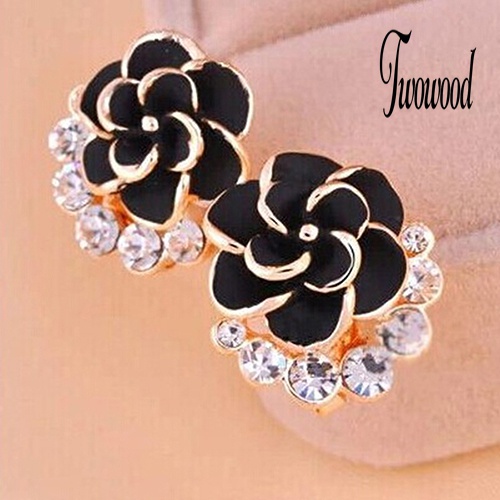 Anting Stud Desain Bunga Peony Camellia Bahan Alloy Aksen Berlian Imitasi Untuk Wanita