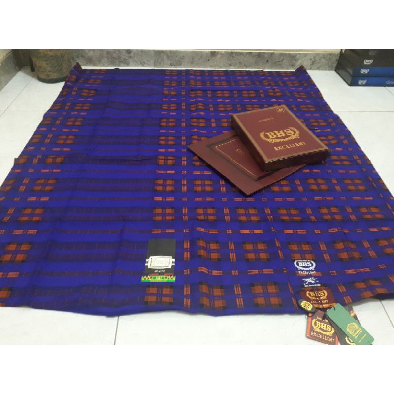 BHS Excellent Gold motif KDT, KRJ