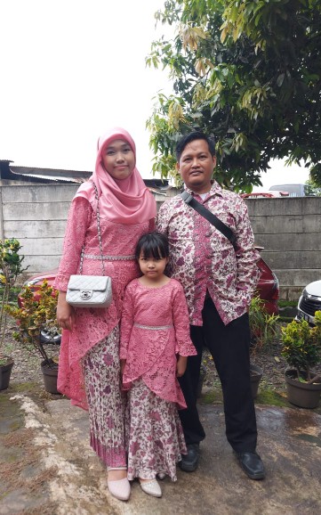 Couple Batik / Batik Dan Rok Sarimbit Motif Bunga Tanjung Pink