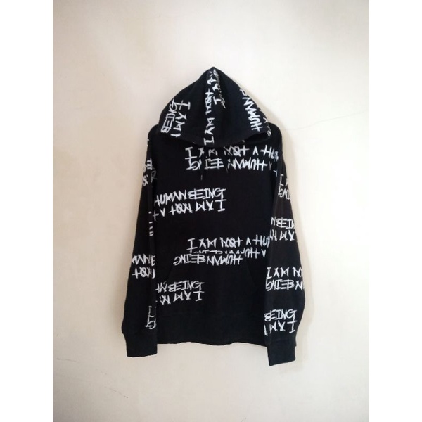 Hoodie I Am Not A Human Being second original